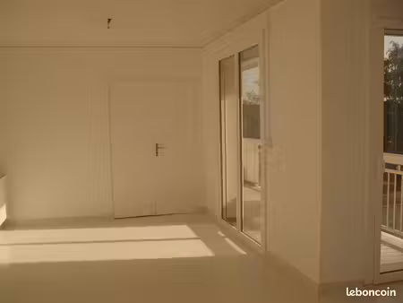 appartement 83m2  4 pièces
