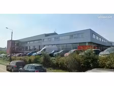 bureaux 408 m²