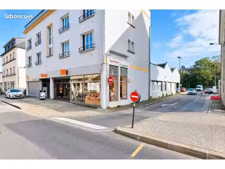 local commercial 180 m² landerneau
