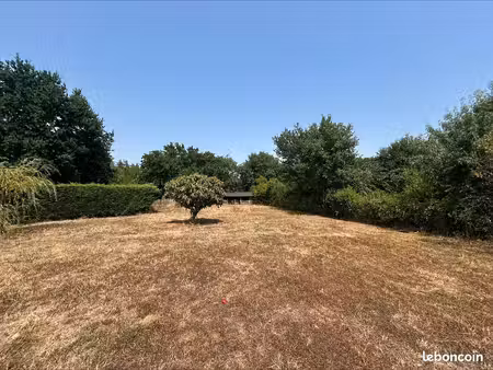 terrain à vendre