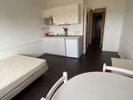 studio 21 m2 plein sud meublé