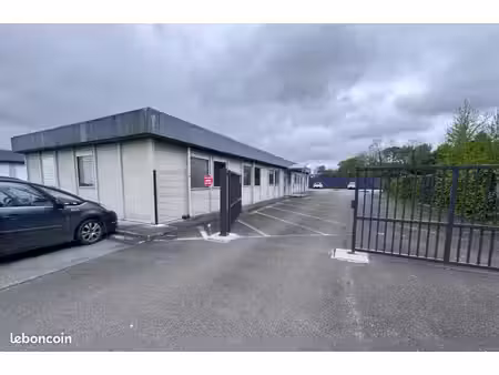 bureaux 296 m² quimper
