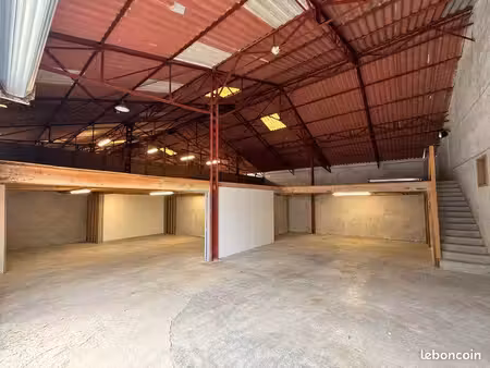 location entrepôt / local professionnel