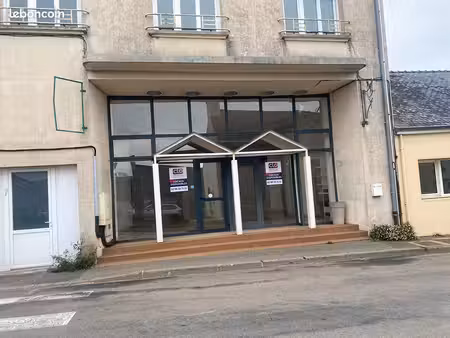 local commercial 110 m² ploneour lanvern