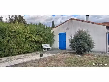 terrain avec un bâtiment  constructible viabilisé  446 m2  139 000 plaisance du touch