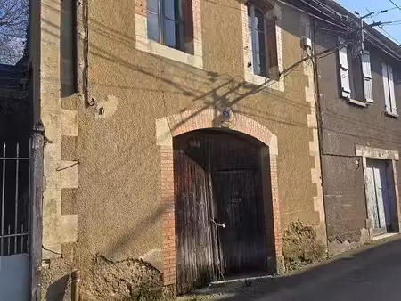 petite maison à restaurer