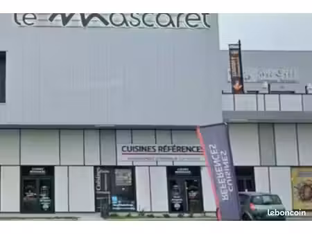 local commercial 302 m² begles