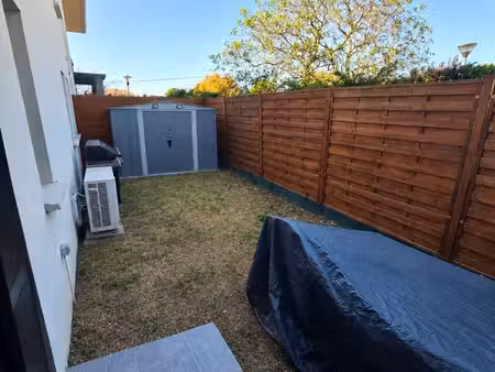 appartement t3 63 m² en rez-de-jardin avec jardin privatif