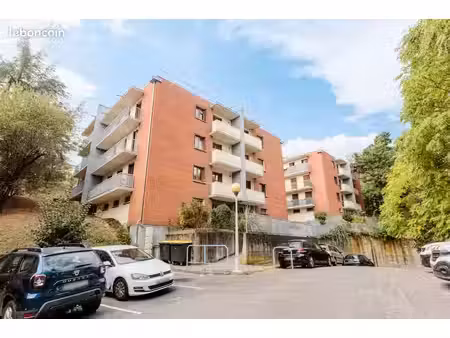 à vendre – secteur côte pavée – t3 de 68 m² – résidence sécurisée