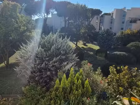studio + parking à la grande motte