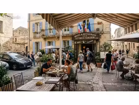 commerce hôtel 1 750 m²