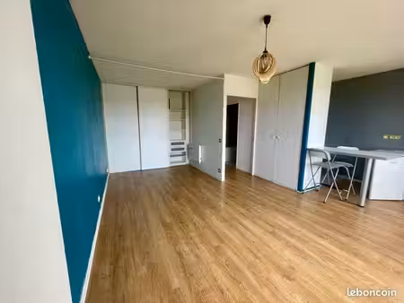 t1 bis avec vue + parking