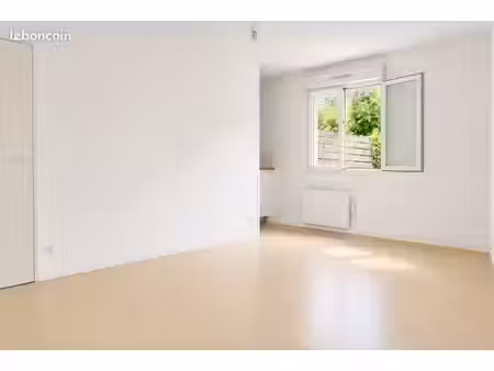 appartement 1 pièce 27 m²