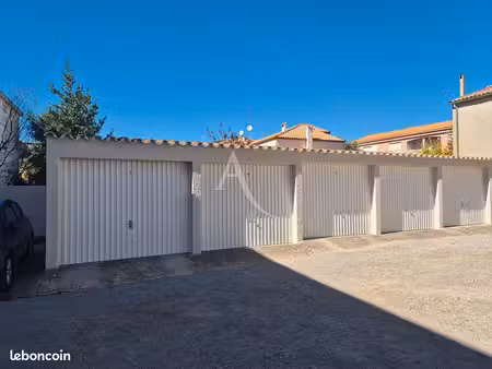 parking/box 14 m² balaruc les bains