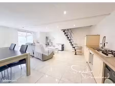 maison de ville 3 pièces 63 m²