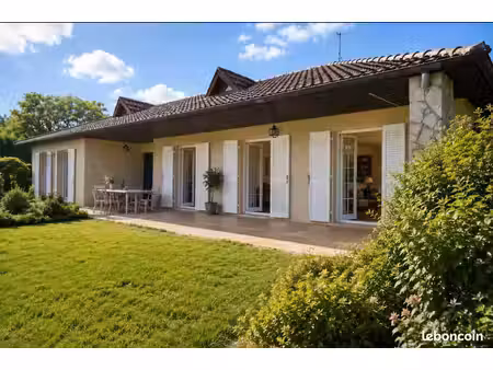 villa t6 de plain pied