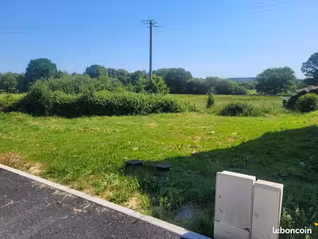 terrain 566 m² erce pres liffre