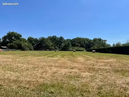 terrain 3 500 m² galgon