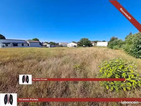 terrain 880 m² portets