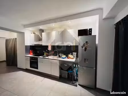 appartement 3 pièces 66 m²