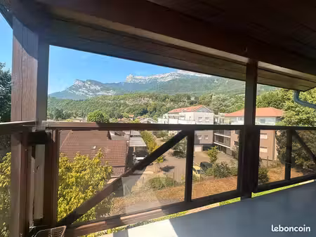 particulier vend appartement type f3 à claix