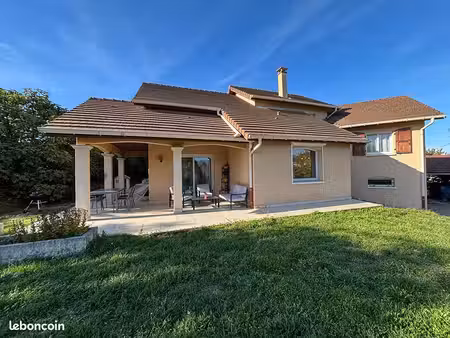 maison 5 pièces 131 m²