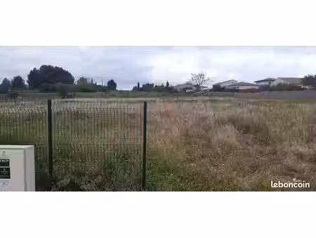 terrain 286 m² bassan
