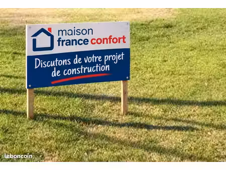 terrain 490 m² sorigny