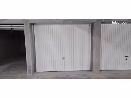 garage/box 14 m² sassenage