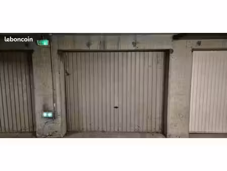 garage/box 15 m² varces allieres et risset