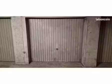 garage/box 17 m² varces allieres et risset