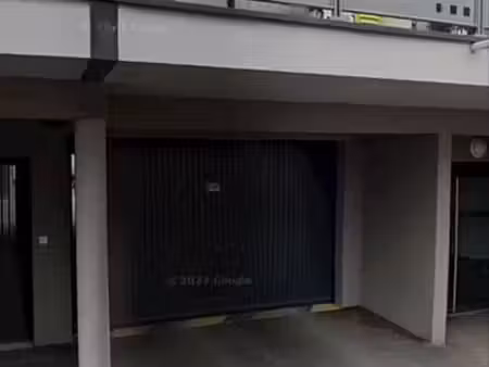garage dans residence securisée