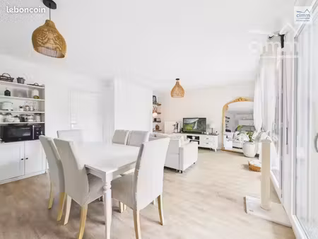 appartement 3 pièces 64 m²