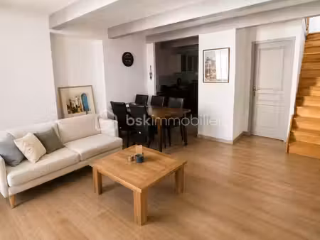 immeuble 6 pièces 100 m²