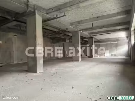 local commercial 472 m² bourgoin-jallieu