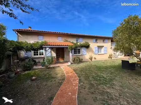 ferme 8 pièces 196 m²
