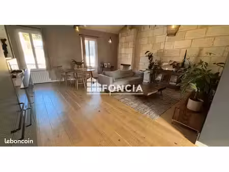 cenon – t2 de 59 m² avec terrasse – beaux volumes