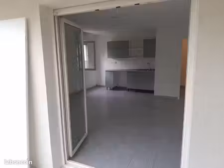 appartement t3 lumineux 53m² + terrasse + parking sous-sol – montpellier