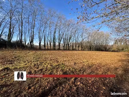terrain 900 m² léognan