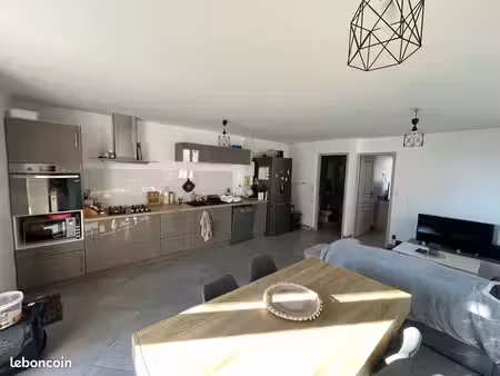 appartement avec grande terrasse