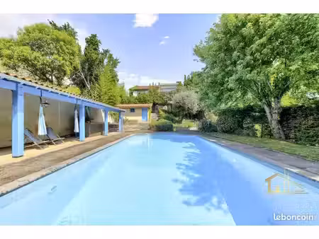 maison 6 pièces 160 m²