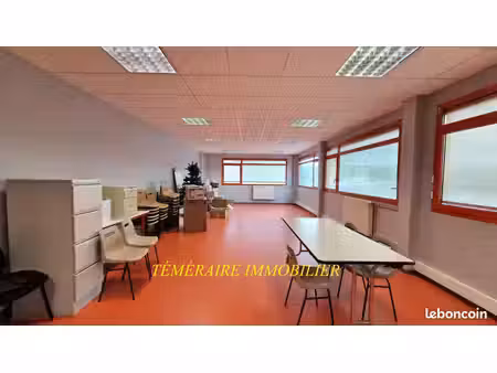 local 76 m² champagnole