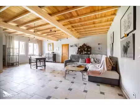 ferme 4 pièces 210 m²