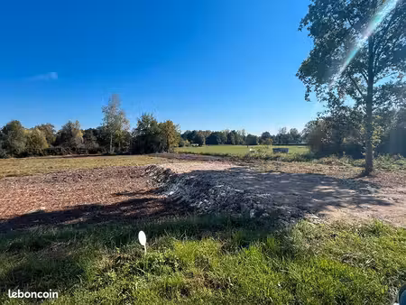 terrain 1000 m² bourgueil