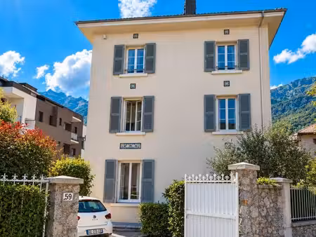 appartement t3 avec jardin  parkings et cave