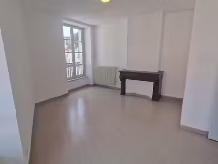 appartement 3 pièces 74 m²
