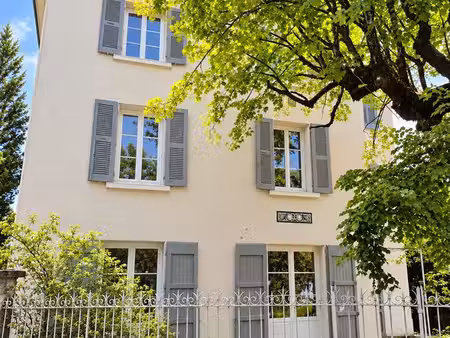 appartement t3 duplex en plateau avec 2 parkings et cave