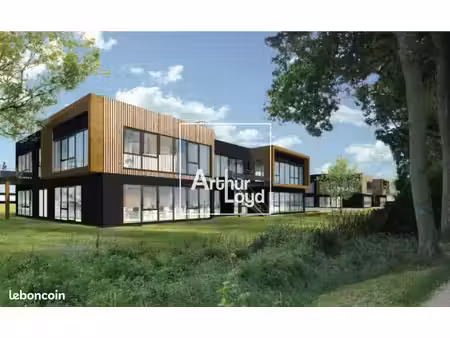 bureaux 1 070 m²
