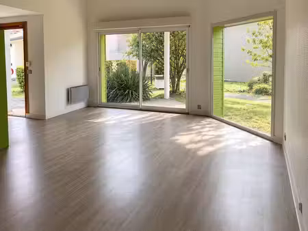 à louer – local commercial / professionnel de 163 m² – zone carrefour portet-sur-garonne