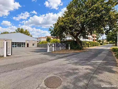 local d'activite 243 m² quint-fonsegrives